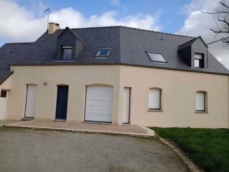 location maison à guer (56380) : à louer / 150m² guer