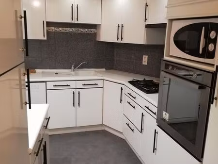 location appartement centre montherme