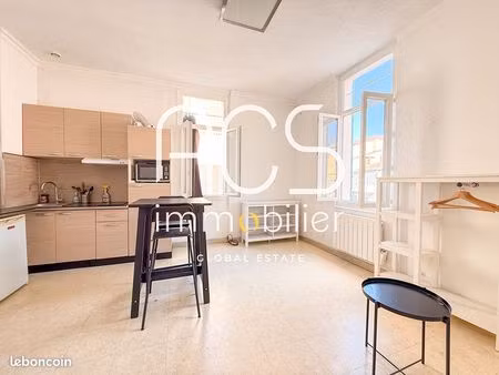 studio 1 pièce 25 m²