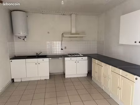 appartement t3 de 77m2 rénové proche cité scolaire / route de bordeaux marmande