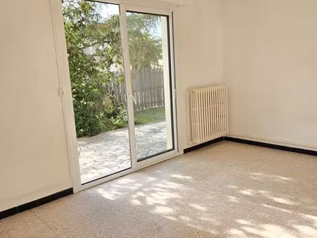 location f3 68m2 rez de villa climatisé