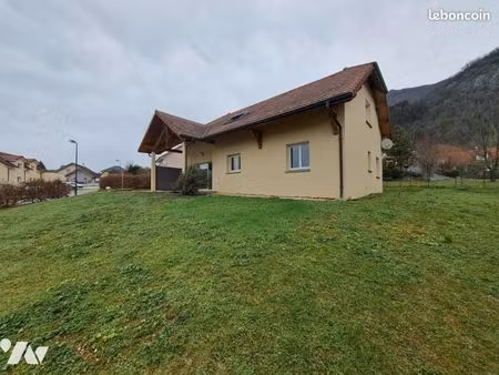 maison 6 pièces 130 m²