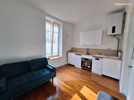t2 meublé 29 m²