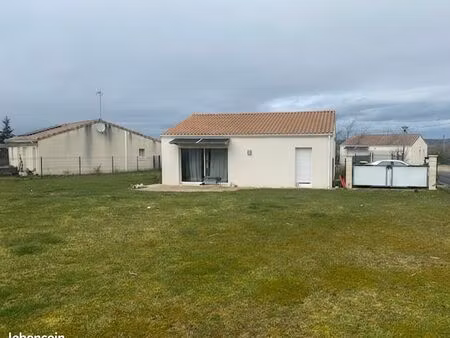 maison de plain-pied 81 m² – 3 chambres – escassefort