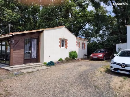 maison 85 m2 – 3 chambres - terrain 1000 m2 - garage 32 m2