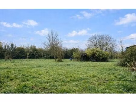 terrain diant m² t- à vendre  70 000 €