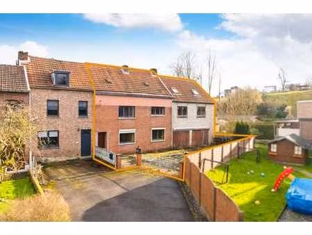 spacieuse maison à rénover à saint-remy  garage  terrasse et