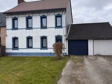 charmante maison de campagne 4 ch  garage cour et jardin