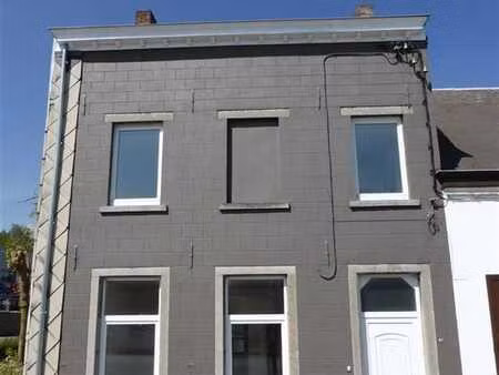 belle maison avec jardin