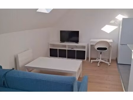 location appartement  m² t-1 à saint-nazaire  525 €