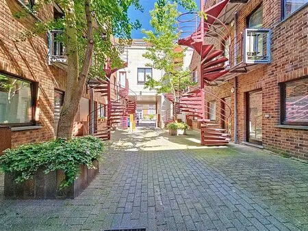 studio à louer à rue florimond letroye 13 wavre (vbd94011)