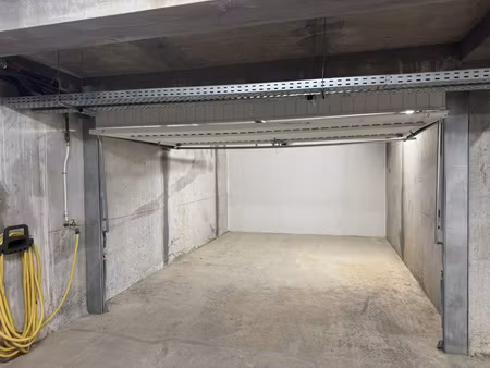 à vendre garage 19 m² – six-fours-les-plages (83140)