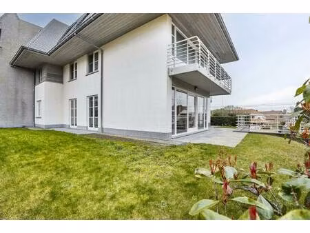 appartement met 2 slaapkamers en zonnige tuin in sint-idesbald