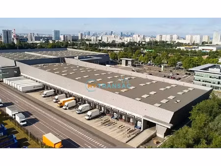 a louer gennevilliers site logistique de 20 667 m²