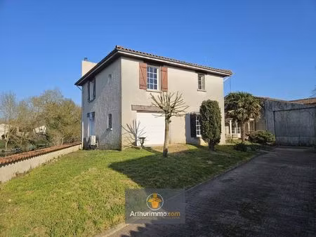 vente maison 5 pièces 147 m2 à la grève-sur-mignon