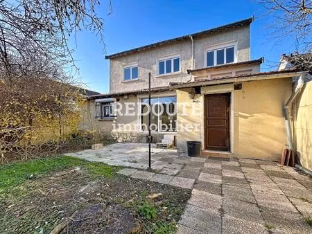 maison avec grand terrain et fort potentiel constructible