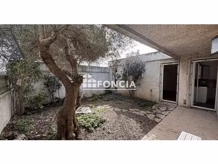 très belle opportunité à 2 pas de la place de l'ormeau