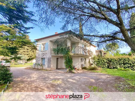 maison tresques - 8 pièces - 202 m²