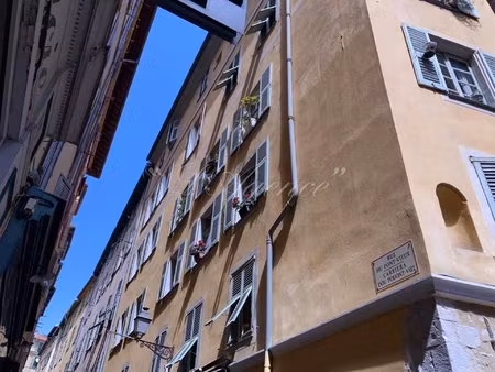 location vide - vieux nice - 3 pieces