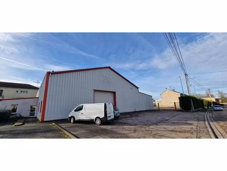 bureaux + entrepôt