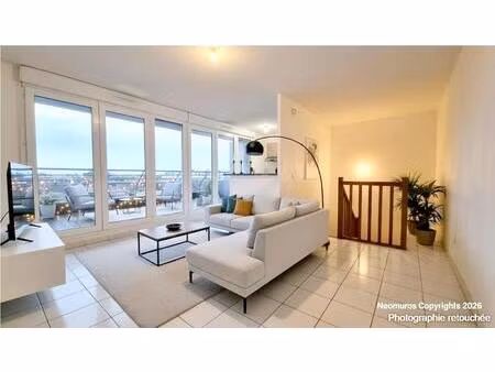 t3 duplex avec terrasse et parking