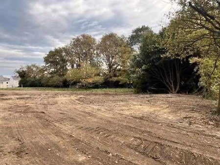 vente terrain à saint-étienne-de-montluc (44360) : à vendre / 378m² saint-étienne-de-montl