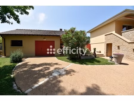maison 8 pièces - 171 m²