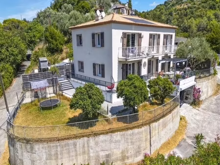 maison 4 pièces - 114 m²