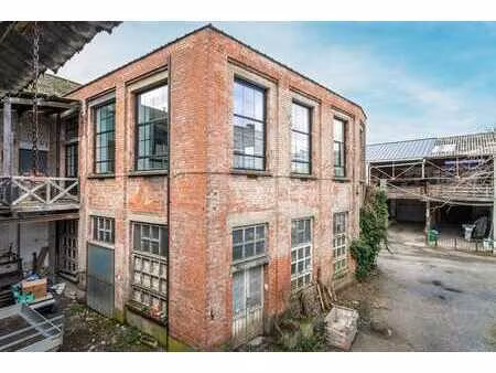 immeuble de rapport avec loft rénové (peb b) et atelier (10