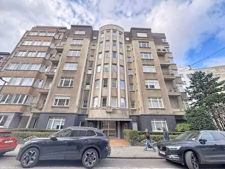 rue jules lejeune - appartement 2 chambres avec balcon