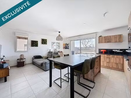 superbe appartement au domaine du port avec terrasse et jardin