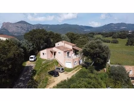 maison avec appartement principal et dépendance