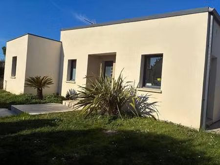 vente maison à briollay (49125) : à vendre / 133m² briollay