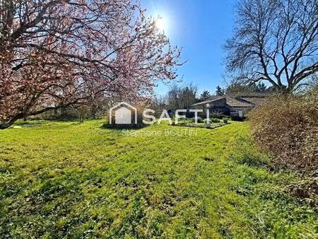 maison pierre 145m² - grand terrain 2585m² – pompe à chaleur - puits