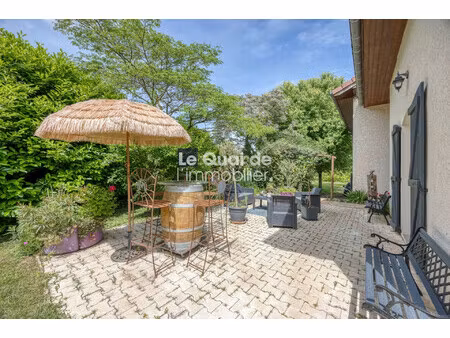 a vendre : maison 7 pieces (154 m²) + piscine + studio independ