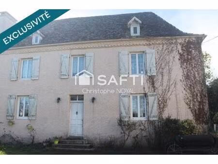 belle maison avec piscine