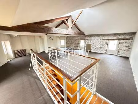 vente maison aux landes-genusson (85130) : à vendre / 117m² les landes-genusson