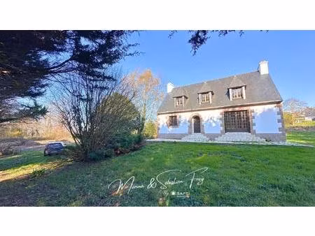 grande maison familiale entre bourg et plages