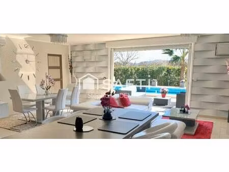 villa t4 avec piscine