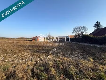 a bâtir calme proche besançon/commodités de saône