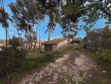 les pennes-mirabeau - terrain plat à fort potentiel de construction