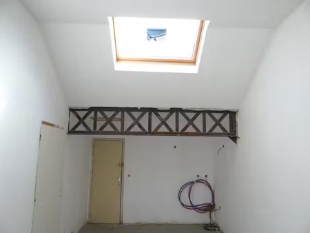 local / bureaux 180 m² à chaumont (52)