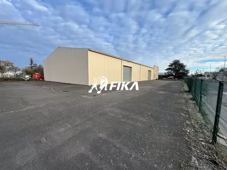 local d'activite a vendre