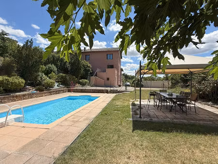 maison avec vue sur 1160 m² de terrain
