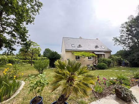 maison en bordure de loire.
