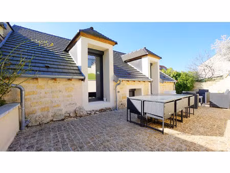 maison rénovée - 3 chambres - 174 m2