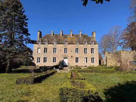 vente maison à saint-pol-de-léon (29250) : à vendre / 395m² saint-pol-de-léon