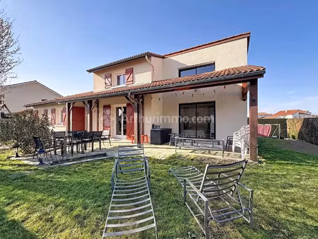 vente maison 5 pièces 125 m2 à châteaugay