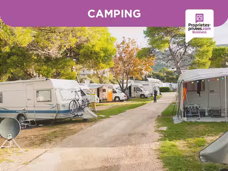 secteur tulle - camping  piscine  restaurant logement