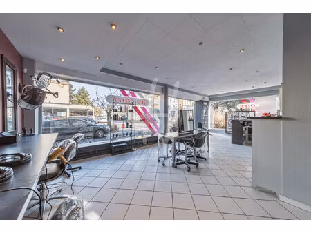 local commercial 80 m² – rentabilité 9 % acte en main – lo